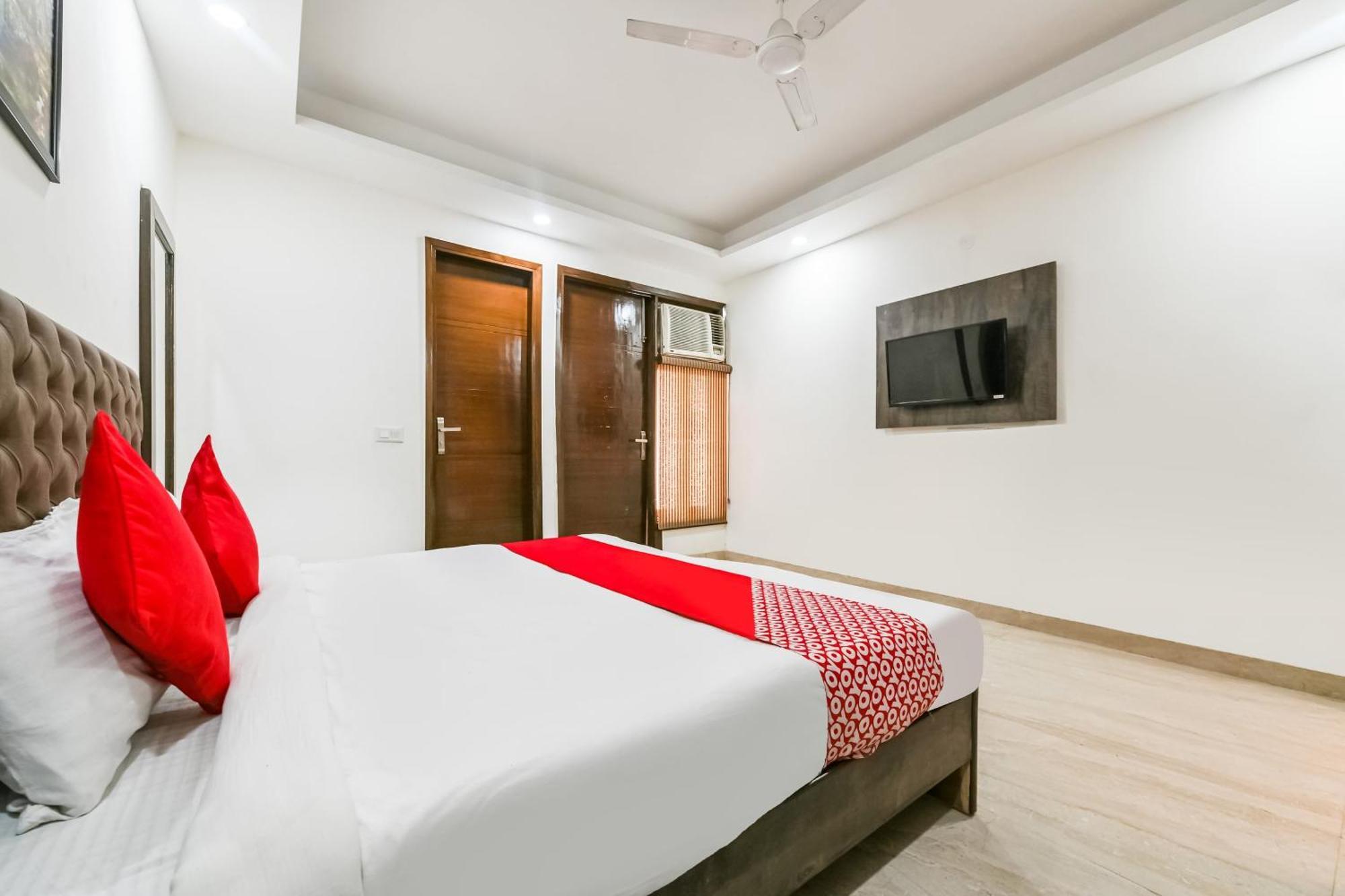 Hotel O Premium Rooms Chhatarpur Нью-Делі Екстер'єр фото